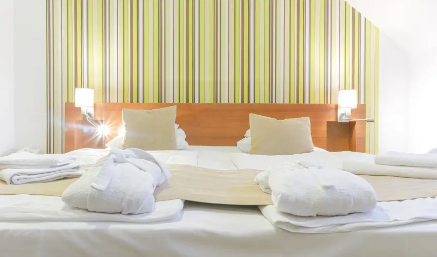 Zenit Hotel Balaton Vonyarcvashegy - Pnksd - teljes elrefizetssel