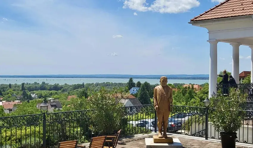 Zenit Hotel Balaton Vonyarcvashegy - Pnksd - teljes elrefizetssel
