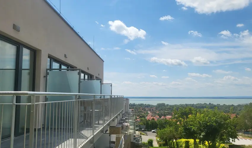 Zenit Hotel Balaton Vonyarcvashegy - Pnksd - teljes elrefizetssel