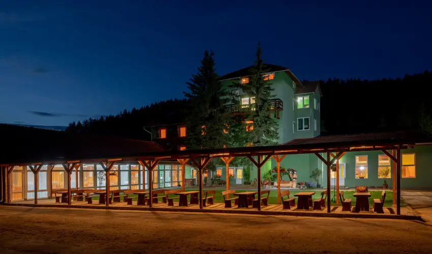 Zldsziget Menedk Rendezvny s Pihenhz Brna - Pnksd