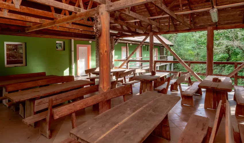 Zldsziget Menedk Rendezvny s Pihenhz Brna - Pnksd