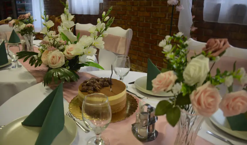 Z�ldsziget Mened�k Rendezv�ny �s Pihen�h�z B�rna - P�nk�sd (min. 2 �j)